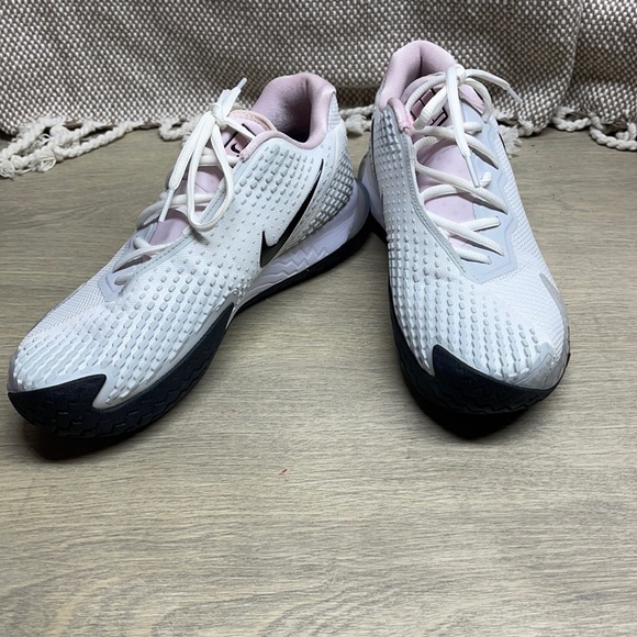 Nike Shoes Nike Tennis Shoes Size 95 Womens Poshmark